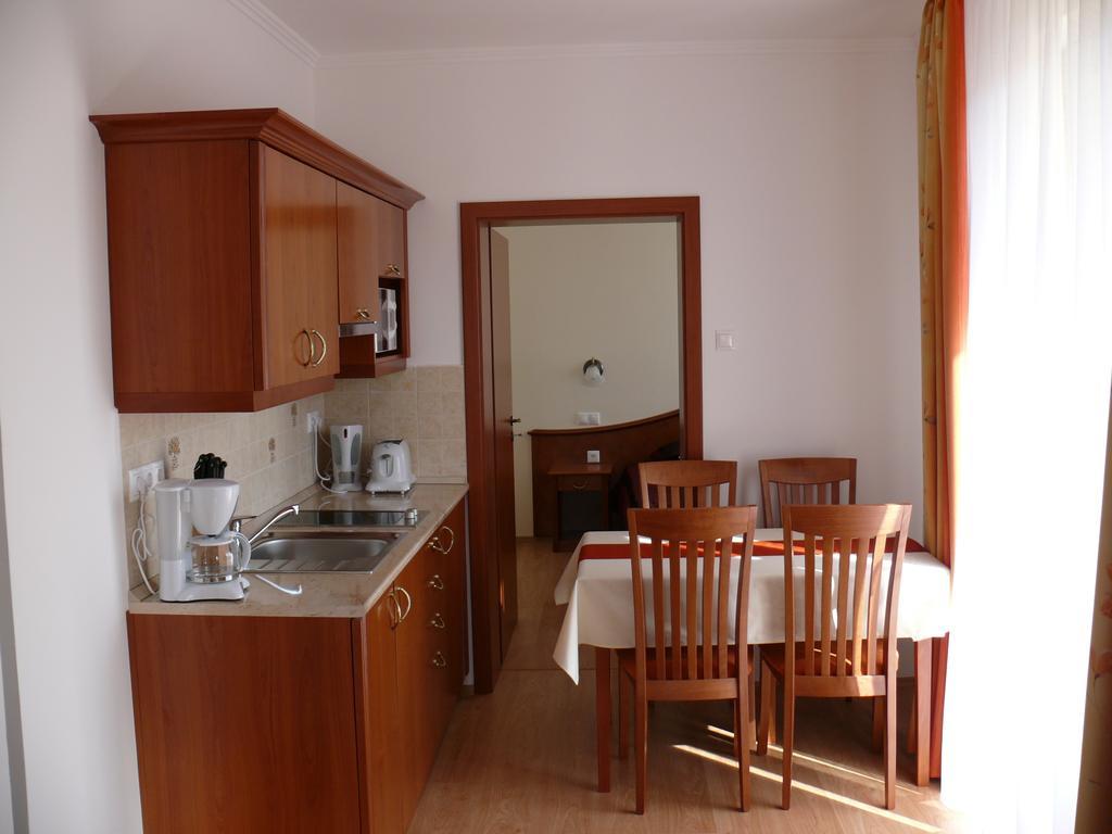 Appartamento Szerencsemák Panzió Kehidakustány Camera foto