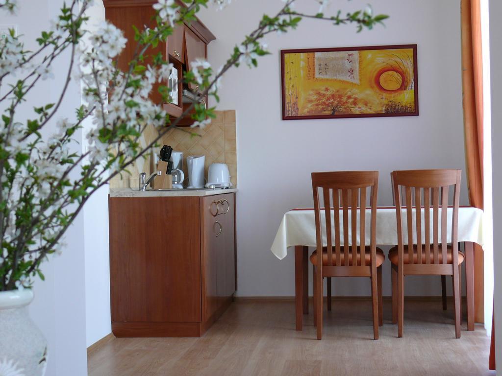 Appartamento Szerencsemák Panzió Kehidakustány Camera foto