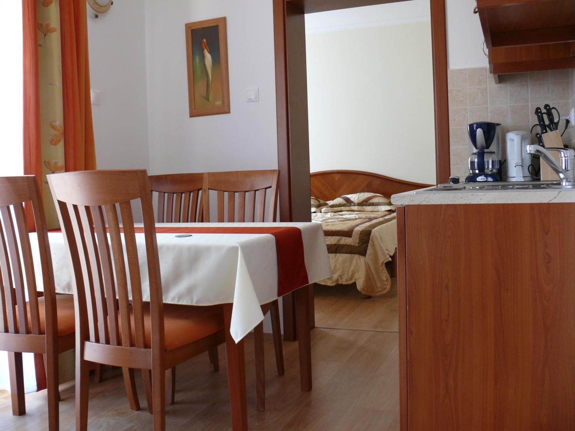 Appartamento Szerencsemák Panzió Kehidakustány Camera foto